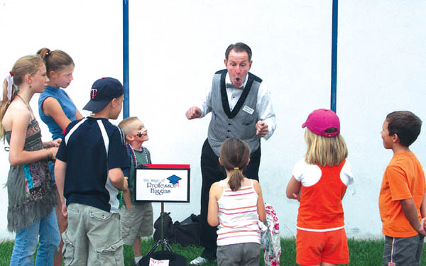 The magician known as �Professor Higgins� kept youngsters on their toes during the Old Colorado City merchants� July 
5 event.
Westside Pioneer photo