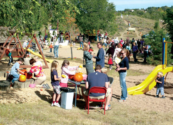 The Ruth Washburn playground was full of energy during the preschool�s inaugural Pumpkin Festival Oct. 18. An 
estimated 700 people, many of them unassociated with the school, attended the event.
Westside Pioneer photo